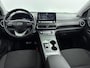 Hyundai Kona Electric EV Comfort 64 kWh | Soh 95.5% | Warmtepomp! | Camera | Adaptive Cruise | Clima | Android auto & Apple Carplay |