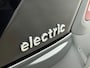 Hyundai Kona Electric EV Comfort 64 kWh | Soh 95.5% | Warmtepomp! | Camera | Adaptive Cruise | Clima | Android auto & Apple Carplay |