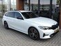BMW 3-Serie Touring 318i Executive Ed. Sportline AUTOMAAT 68.000km | 19'' | NLauto | HarmanKardon | Halfleer | CarPlay | Priv.glas