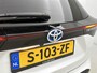 Toyota Yaris Cross 1.5 Hybrid Adventure | Panoramadak | Stoelverwarming | Dealeronderhouden | Head up Display | Blindspot | Onderweg-naar-dealer