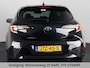 Toyota Corolla HYBRID 140 BUSINESS BLACK ED. GARANTIE 5-2035* 15.000 KM!!! STOEL -EN STUURVERWARMNG . CAMERA . KEYLESS START/STOP . APPLE CARPLAY & ANDROID AUTO