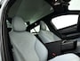 Volvo EX30 Single Motor Extended Range Ultra 69 kWh | Panoramadak | 360° camera | Harman Kardon | Stoel- en Stuurverwarming | Trekhaak