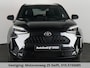 Toyota Yaris Cross 1.5 HYBRID DYNAMIC LUXERY BIJNA 2025 GARANT 12-'34 PDC V+A. BLIND SPOT. STUUR/STOELVERWARMING APPLE CARPLAY/ANDROID.