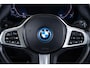 BMW iX3 Executive 80 kWh Driving Assistant Professional - Comfort Access - Elektrisch verwarmde voorstoelen - Sportstoelen - Parking Pack - Automatisch dimmende binnenspiegel - Adaptief onderstel -