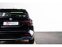 BMW iX3 Executive 80 kWh Driving Assistant Professional - Comfort Access - Elektrisch verwarmde voorstoelen - Sportstoelen - Parking Pack - Automatisch dimmende binnenspiegel - Adaptief onderstel -