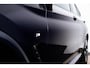 BMW iX3 Executive 80 kWh Driving Assistant Professional - Comfort Access - Elektrisch verwarmde voorstoelen - Sportstoelen - Parking Pack - Automatisch dimmende binnenspiegel - Adaptief onderstel -