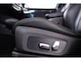 BMW iX3 Executive 80 kWh Driving Assistant Professional - Comfort Access - Elektrisch verwarmde voorstoelen - Sportstoelen - Parking Pack - Automatisch dimmende binnenspiegel - Adaptief onderstel -