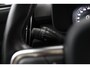Volvo XC40 T3 R-Design | Panoramadak | ACC | BLIS | Camera | Trekhaak | Stoelverwarming