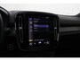 Volvo XC40 T3 R-Design | Panoramadak | ACC | BLIS | Camera | Trekhaak | Stoelverwarming