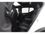 Volvo XC40 T3 R-Design | Panoramadak | ACC | BLIS | Camera | Trekhaak | Stoelverwarming