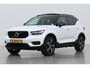 Volvo XC40 T3 R-Design | Panoramadak | ACC | BLIS | Camera | Trekhaak | Stoelverwarming