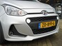 Hyundai i10 1.0i Comfort 5p. AUTOMAAT / 26.000KM!! / 1E EIGENAAR / DEALER ONDERHOUDEN / NAVI / SMART PACK / PDC A / AIRCO / BLUETOOTH / DAB / APPLE CARPLAY / ANDROID AUTO / 14''