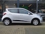 Hyundai i10 1.0i Comfort 5p. AUTOMAAT / 26.000KM!! / 1E EIGENAAR / DEALER ONDERHOUDEN / NAVI / SMART PACK / PDC A / AIRCO / BLUETOOTH / DAB / APPLE CARPLAY / ANDROID AUTO / 14''