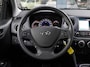 Hyundai i10 1.0i Comfort 5p. AUTOMAAT / 26.000KM!! / 1E EIGENAAR / DEALER ONDERHOUDEN / NAVI / SMART PACK / PDC A / AIRCO / BLUETOOTH / DAB / APPLE CARPLAY / ANDROID AUTO / 14''