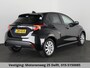 Toyota Yaris 1.5 Hybrid 115 BUSINESS BLACK GARANTIE TOT 7-2032 CARPLAY NAVIGATIE. CAMERA. ADAPTIEVE CRUISE. STUUR/STOELVERW.