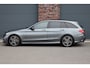 Mercedes-Benz C-klasse Estate 300 e Business Solution AMG | Luchtvering | Panoramadak | Burmester | Memory | Camera | Spoorpakket | Dodehoekassistent | Multibeam LED | Sfeerverlichting |