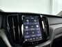 Volvo XC60 T8 Plug-in hybrid AWD Ultra Dark | SOH 98% | Panoramadak | 360° camera | Harman Kardon | Luchtvering | Stoel- en Stuurverwarming | Trekhaak