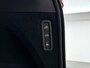 Volvo XC90 T8 Plug-in hybrid AWD Ultra Dark | SOH 100% | Panoramadak | 360° camera | Bowers & Wilkins | Luchtvering | Stoel- en Stuurverwarming | Stoelventilatie | Trekhaak