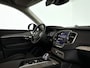 Volvo XC90 T8 Plug-in hybrid AWD Ultra Dark | SOH 100% | Panoramadak | 360° camera | Bowers & Wilkins | Luchtvering | Stoel- en Stuurverwarming | Stoelventilatie | Trekhaak