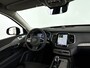 Volvo XC90 T8 Plug-in hybrid AWD Ultra Dark | SOH 100% | Panoramadak | 360° camera | Bowers & Wilkins | Luchtvering | Stoel- en Stuurverwarming | Stoelventilatie | Trekhaak