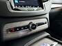 Volvo XC90 T8 Plug-in hybrid AWD Ultra Dark | SOH 100% | Panoramadak | 360° camera | Bowers & Wilkins | Luchtvering | Stoel- en Stuurverwarming | Stoelventilatie | Trekhaak