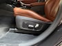 BMW X3 xDrive30e Sport 293Pk Automaat (APPLE CARPLAY, GROOT NAVI, MEMORY SEATS, LASER KOPLAMPEN, BRUIN LEDER,  STOELVERWARMING, SFEERVERLICHTING, ZWART HEMEL, ELEK ACHTERKLEP, NIEUWSTAAT)