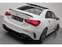 Mercedes-Benz A-klasse AMG 35 4MATIC |Bomvoll!|Pano|Kuipstoelen|360Camera|HUD|Memory|ACC|Dodehoek|