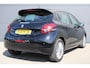 Peugeot 208 1.2 PureTech Allure | Automaat | Navi by app | Camera | Apple carplay | Climate control | Bluetooth | Lichtmetaal |