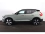 Volvo XC40 Extended Range Ultimate 82 kWh - IntelliSafe Assist & Surround - 360º Camera - Harman/Kardon audio - Verwarmde voorstoelen & stuur - Parkeersensoren voor & achter - Elektr. bedienb. voorstoelen met geheugen links - Draadloze tel. lader - Warmtepomp - Extra getint glas - Elektr. inklapbare trekhaak - 20' LMV