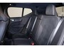 Volvo XC40 Extended Range Ultimate 82 kWh - IntelliSafe Assist & Surround - 360º Camera - Harman/Kardon audio - Verwarmde voorstoelen & stuur - Parkeersensoren voor & achter - Elektr. bedienb. voorstoelen met geheugen links - Draadloze tel. lader - Warmtepomp - Extra getint glas - Elektr. inklapbare trekhaak - 20' LMV