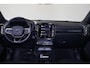 Volvo XC40 Extended Range Ultimate 82 kWh - IntelliSafe Assist & Surround - 360º Camera - Harman/Kardon audio - Verwarmde voorstoelen & stuur - Parkeersensoren voor & achter - Elektr. bedienb. voorstoelen met geheugen links - Draadloze tel. lader - Warmtepomp - Extra getint glas - Elektr. inklapbare trekhaak - 20' LMV