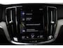 Volvo S60 B4 Automaat Inscription | 360° Parkeercamera | Panoramadak | Head-Up Display | Adaptive Cruise Control | BLIS | Harman Kardon Premium audio | Climate Control | Parkeersensoren voor + achter | Stoelverwarming | Stuurwielverwarming