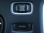 Volvo V40 1.6 T4 Momentum Afneembare Trekhaak, Cruise en Climate Control, Achteruitrijcamera, Bluetooth