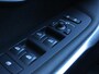 Volvo V40 1.6 T4 Momentum Afneembare Trekhaak, Cruise en Climate Control, Achteruitrijcamera, Bluetooth
