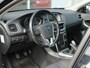 Volvo V40 1.6 T4 Momentum Afneembare Trekhaak, Cruise en Climate Control, Achteruitrijcamera, Bluetooth