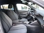 Peugeot 2008 SUV Allure Mild Hybride 145PK e-DCS6 Automaat, Rijklaarprijs, Navigatie 360° Camera Adaptieve Cruise Control DAB+ LED