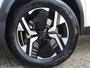 Peugeot 2008 SUV Allure Mild Hybride 145PK e-DCS6 Automaat, Rijklaarprijs, Navigatie 360° Camera Adaptieve Cruise Control DAB+ LED