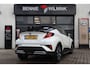 Toyota C-HR / C-HR+ 2.0 Hybrid Bi-Tone Apple CarPlay | Treeplanken | Stuur-Stoelverw