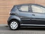 Toyota Aygo 1.0-12V Comfort Airco / Radio / Telefoon / Dealer onderhouden!