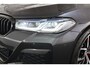 BMW 5-Serie Touring 530e M Sport Panoramadak Head-Up Harman Kardon Trekhaak