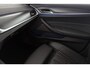 BMW 5-Serie Touring 530e M Sport Panoramadak Head-Up Harman Kardon Trekhaak