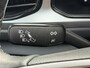 Volkswagen T-Roc 1.0 TSI Life Edition Digital Cockpit / Camera / Keyless / App-connect / 17"LM velgen / Comfortstoelen