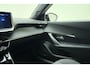 Peugeot 2008 1.2 Hybrid 145 Allure | Climate & Cruise Control | Parkeersensoren voor + achter | AppleCarplay/Android Auto |