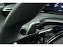 Peugeot 2008 1.2 Hybrid 145 Allure | Climate & Cruise Control | Parkeersensoren voor + achter | AppleCarplay/Android Auto |