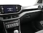 Volkswagen T-Cross 1.0 TSI Life | Apple Carplay | Bluetooth | Connected services | Parkeersensoren achter | Warmtewerend glas |