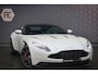 Aston Martin DB11 5.2 V12 | B&O 3D AUDIO | SUÉDE HEMELBEKLEDING | STOELKOELING/VERWARMING | MORNING FROST PEARL METALLIC AML SPECIAL PAINT