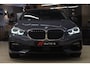 BMW 1-Serie 118i Executive Edition NAP/CARPLAY/CAM/LANEASSIST/NAVI/VOL