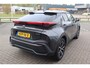 Toyota C-HR / C-HR+ 1.8 HYBRID 140 FIRST-EDITION STOEL/STUURVERW. P-SENSOREN EL-ACHTERKLEP DODEHOEK ANDROID/APPLE