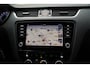Skoda Octavia Combi 1.0 TSI Clever Edition Aut. [ Navi Stoelverwarming PDC Clima Trekhaak ]