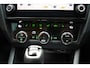 Skoda Octavia Combi 1.0 TSI Clever Edition Aut. [ Navi Stoelverwarming PDC Clima Trekhaak ]